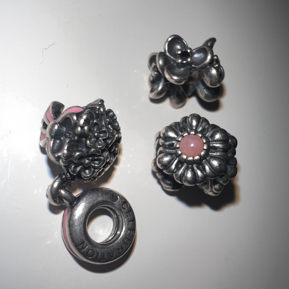 Pandora Silver and Pink Floral Ring Set